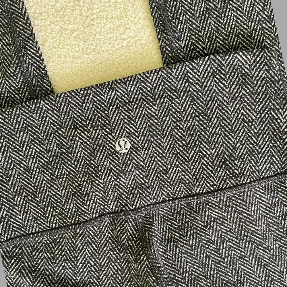 Lululemon High Time Pant High Rise 7/8 Length Black Herringbone Women's Size 4 - Picture 6 of 6